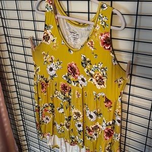Torrid, floral tank, size 2